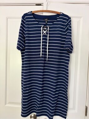 Jones New York Navy and White Striped Lace-Up Dress NWT size XXL